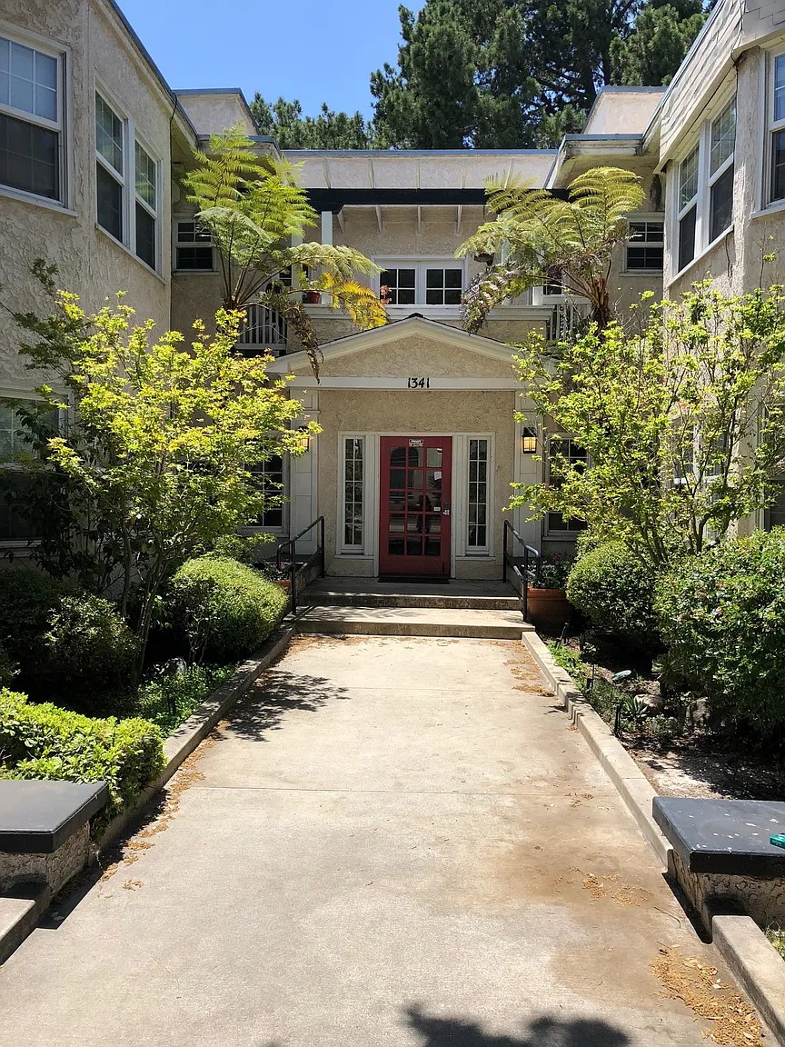 1341 Osos Street, #28