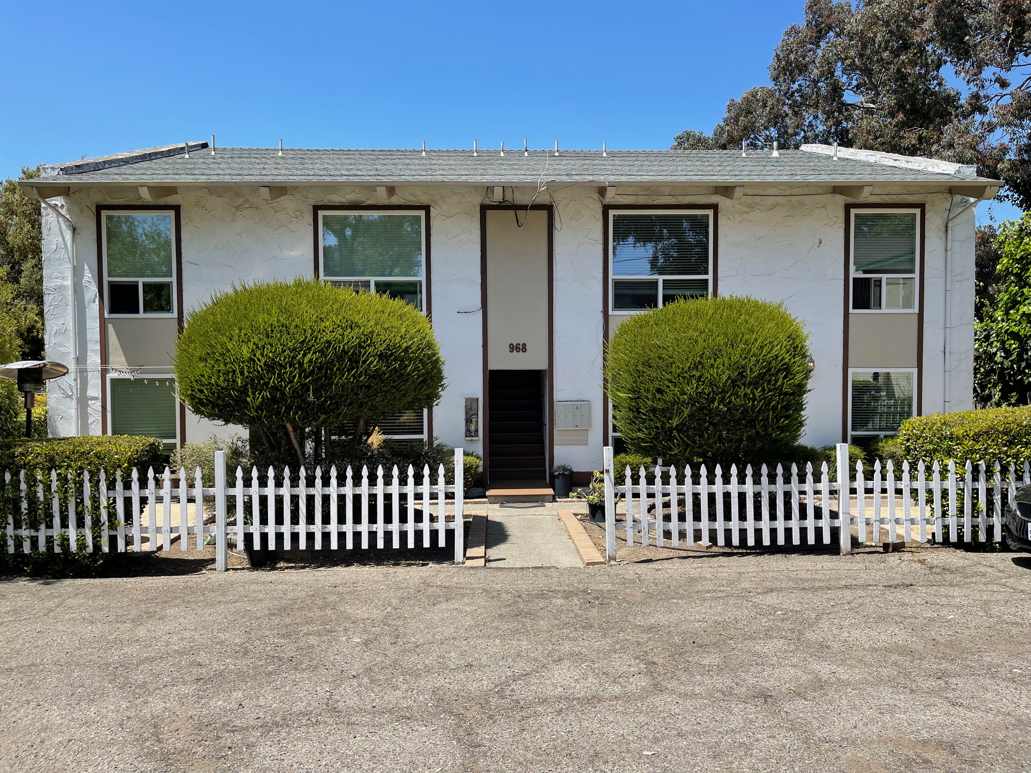 968 Walnut Street, #B
