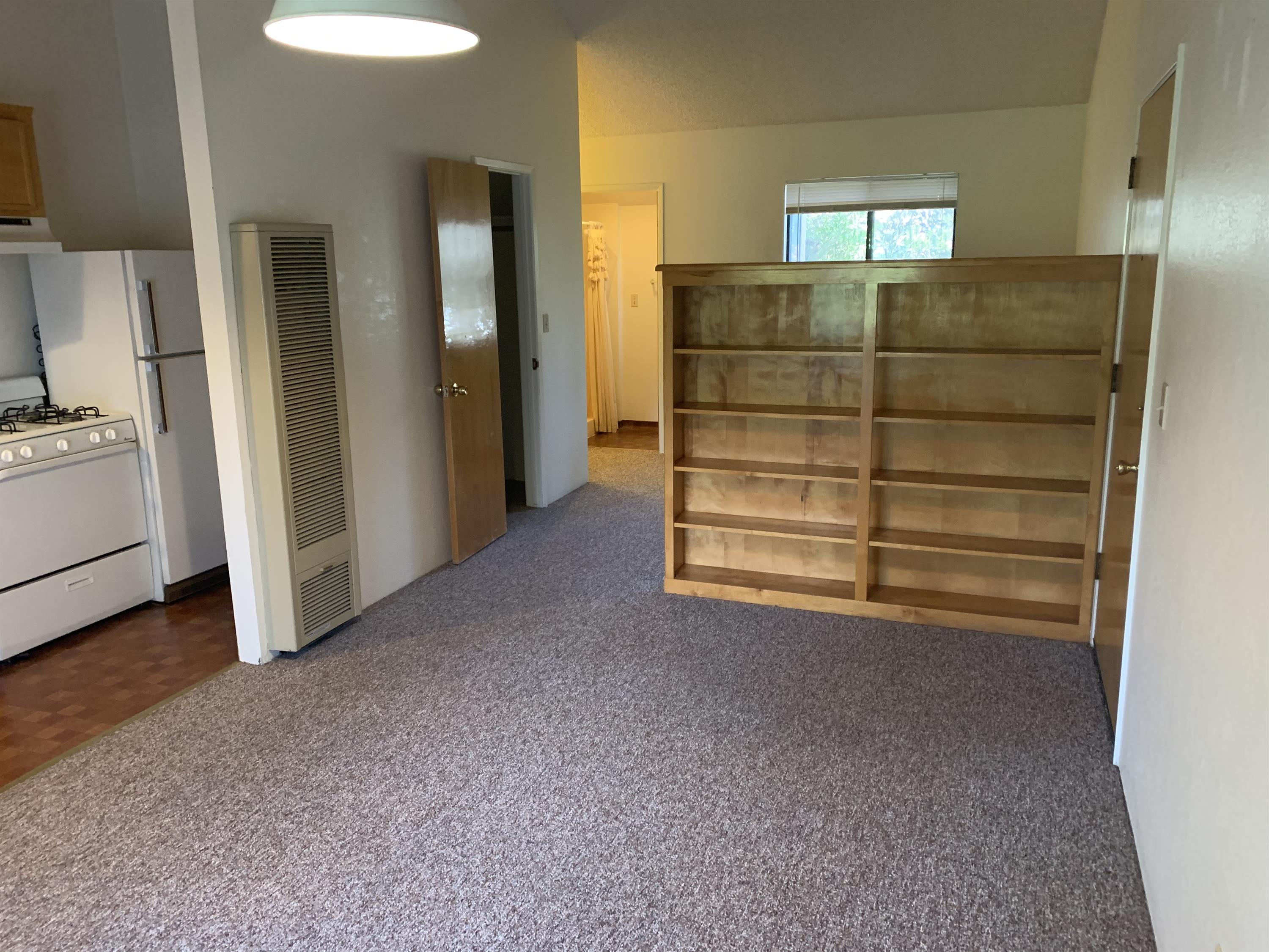 585 Highland Drive, #4