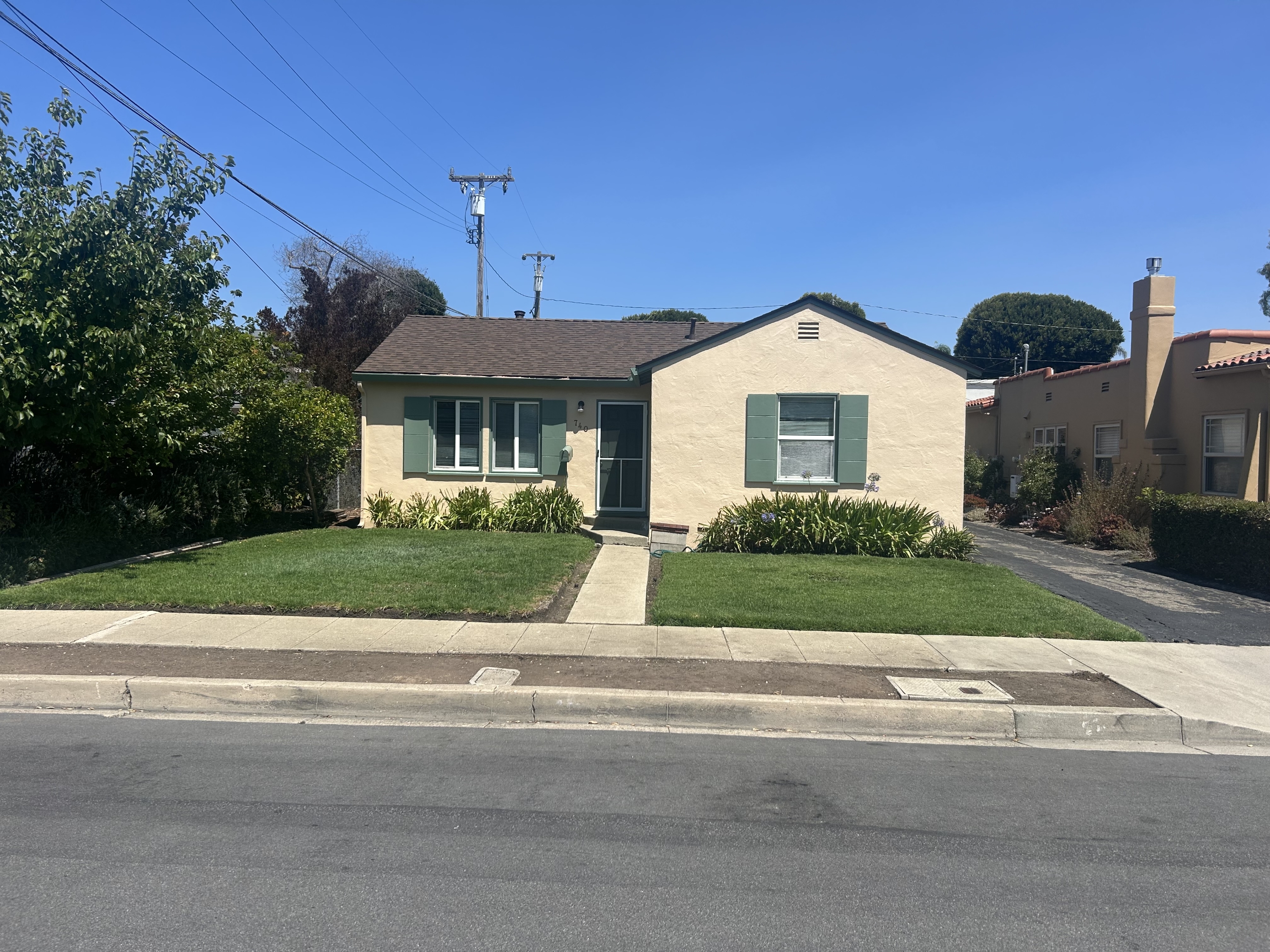 740 Rougeot Place